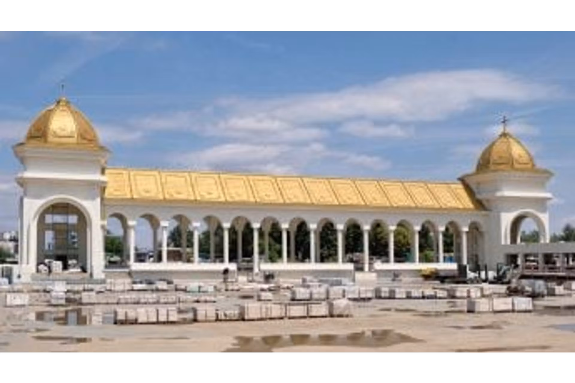 catedrala-nationala-exterior-05