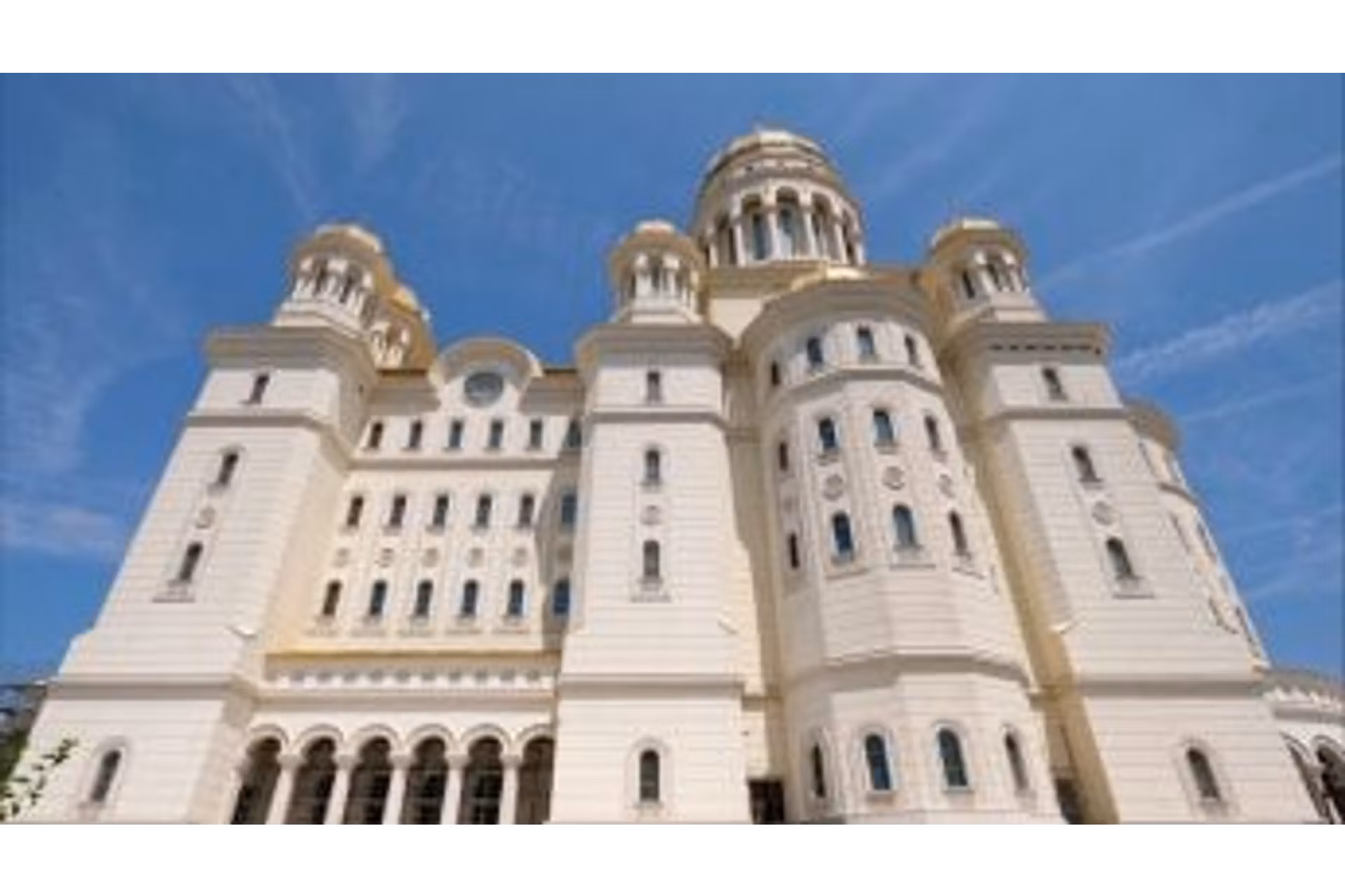 catedrala-nationala-exterior-08