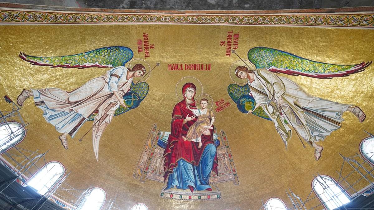 Lucrari_la_tencuiala_si_mozaic2