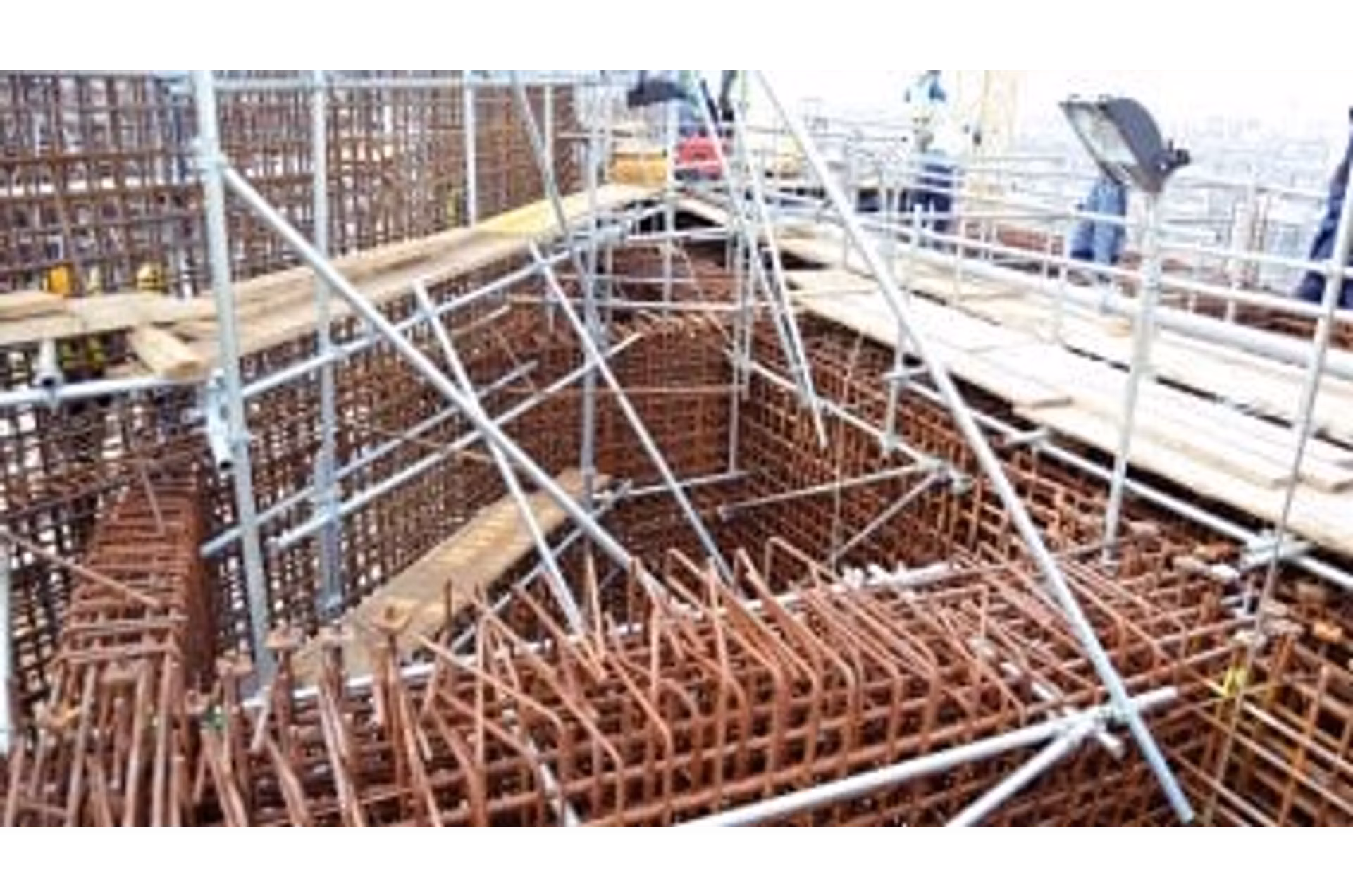 41-februarie-2017-interior