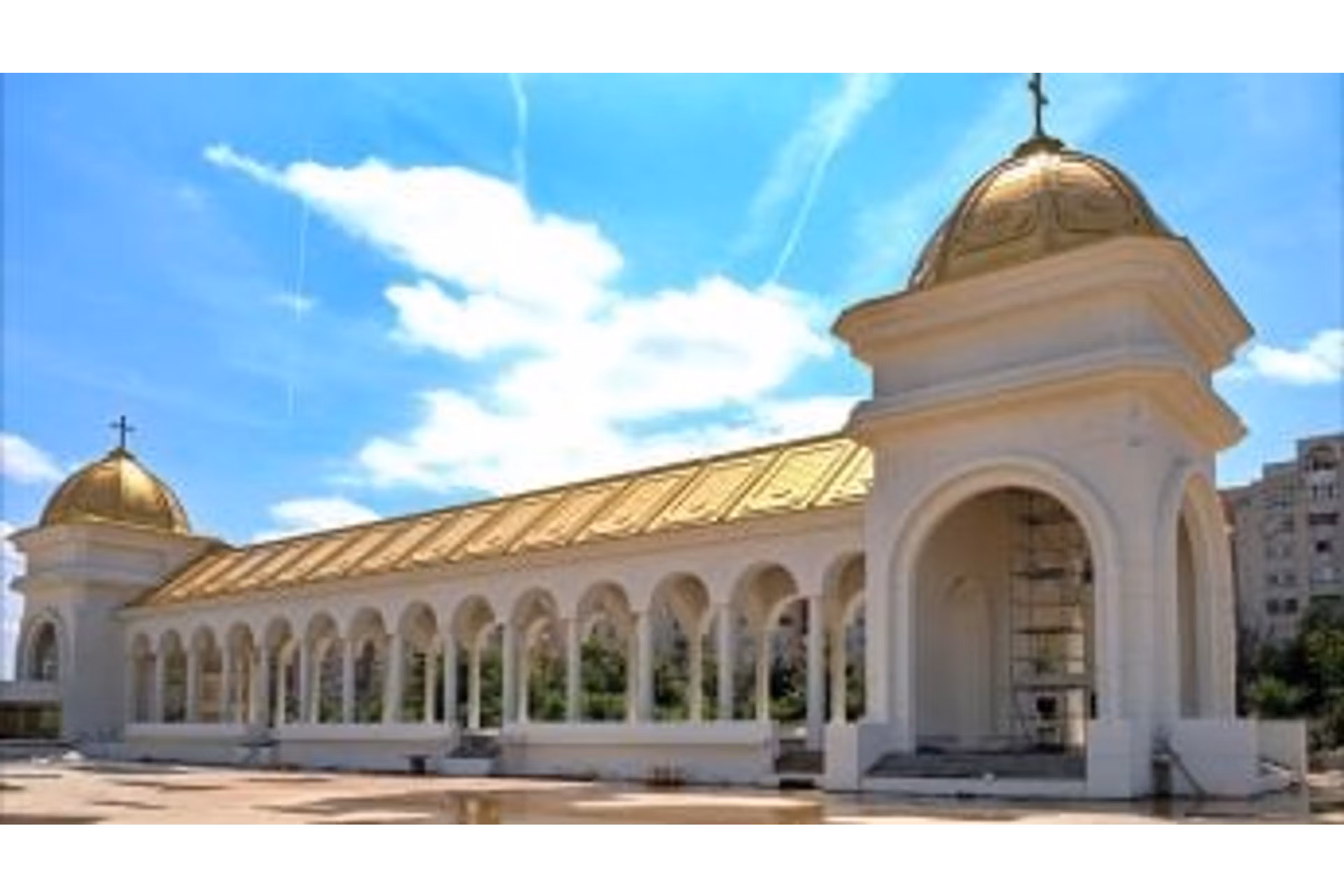 catedrala-nationala-exterior-04 catedrala-nationala-exterior-04