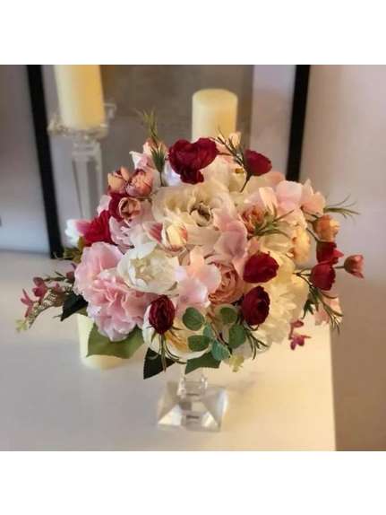 Aranjament Floral Roz, Alb si Rosu – Diametru 25/30 cm