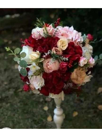Aranjament Floral Grena, Rosu si Roz – Diametru 25 cm