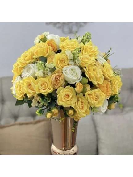 Aranjament floral alb galben diametru 45 cm