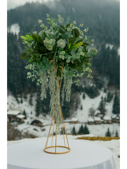 Aranjament Floral Curgator cu Eucalipt – Diametru 50 cm